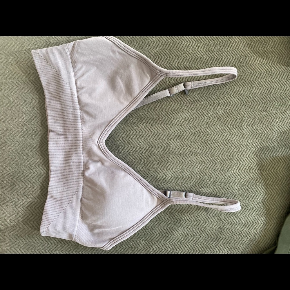 Lilac Lululemon Sports Bra Size 6